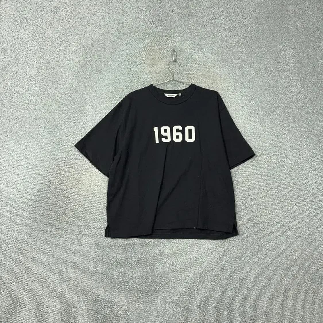 유니폼브릿지 1960 캐주얼 프린팅 블랙 반팔 티 XL 상품이미지1