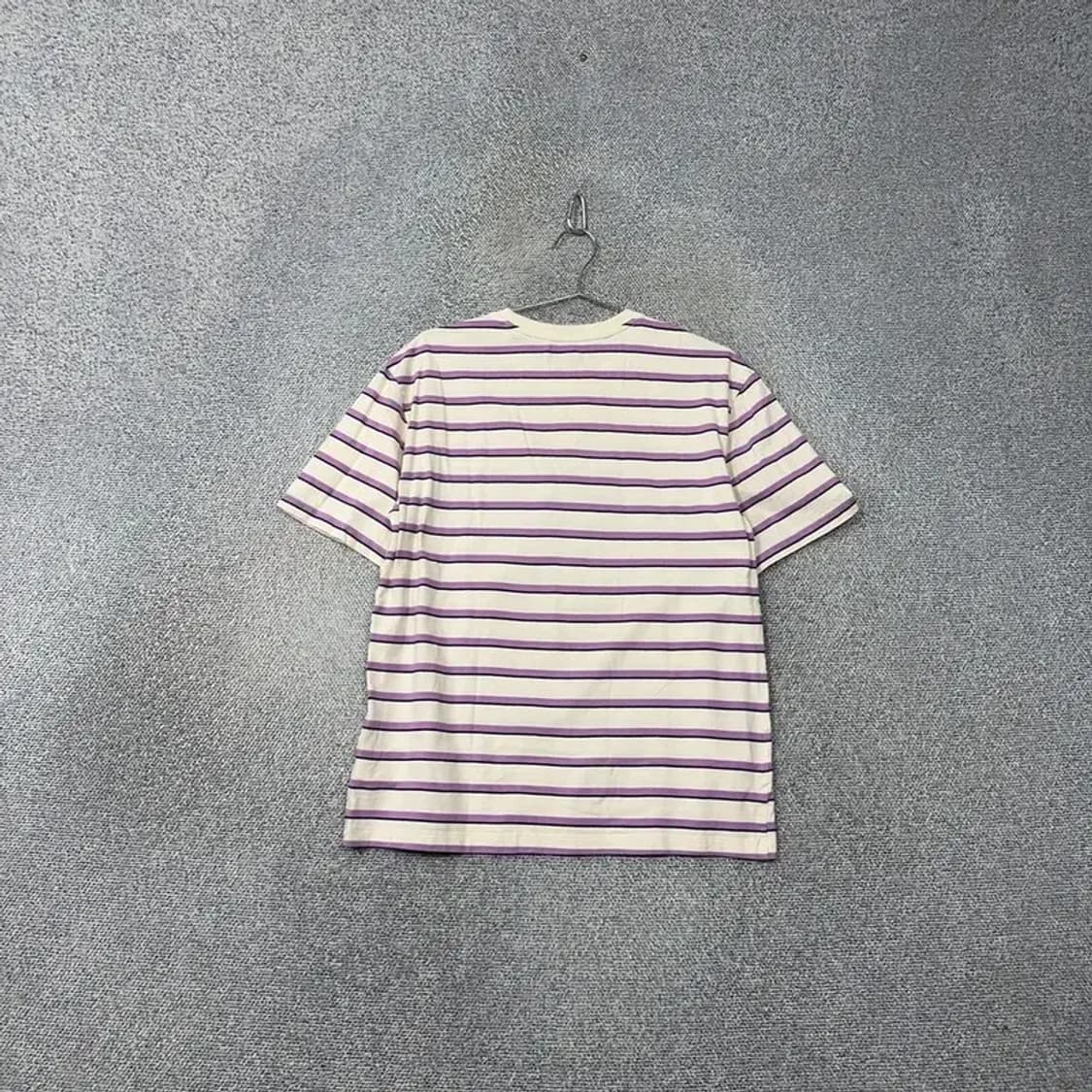 게스 로고 스트라이프 퍼플 반팔 티 L 상품이미지2