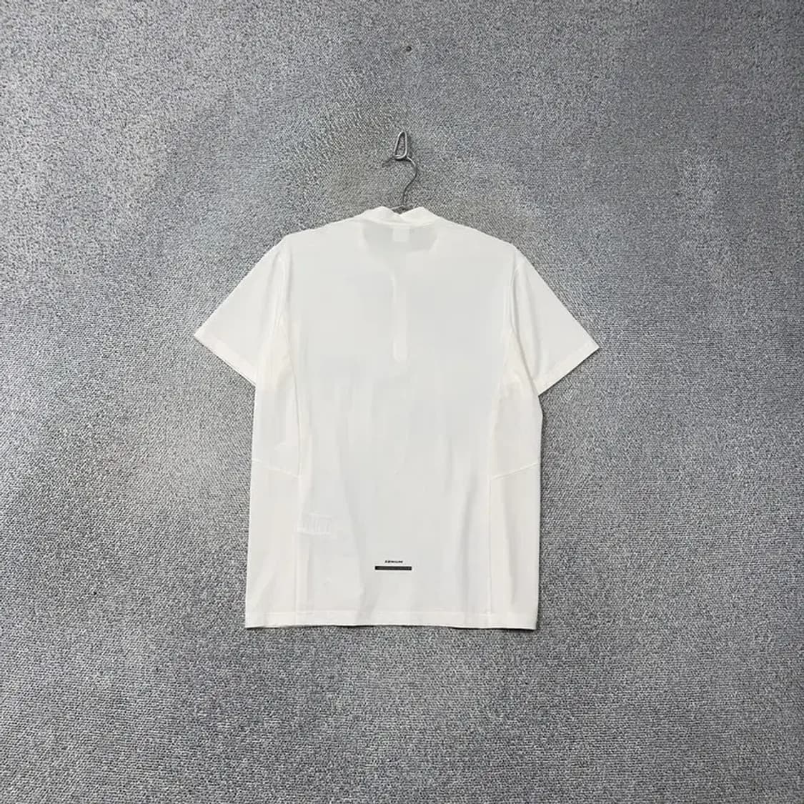 아이더 패턴 등산 기능성 남성 반집업 반팔티 L 상품이미지2