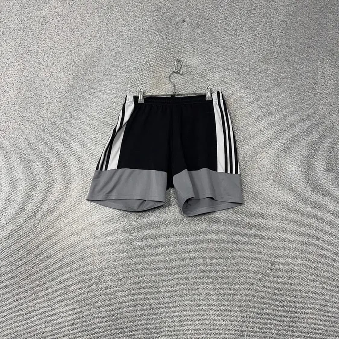 아디다스 로고 남성 운동 기능성 반바지 105 상품이미지2