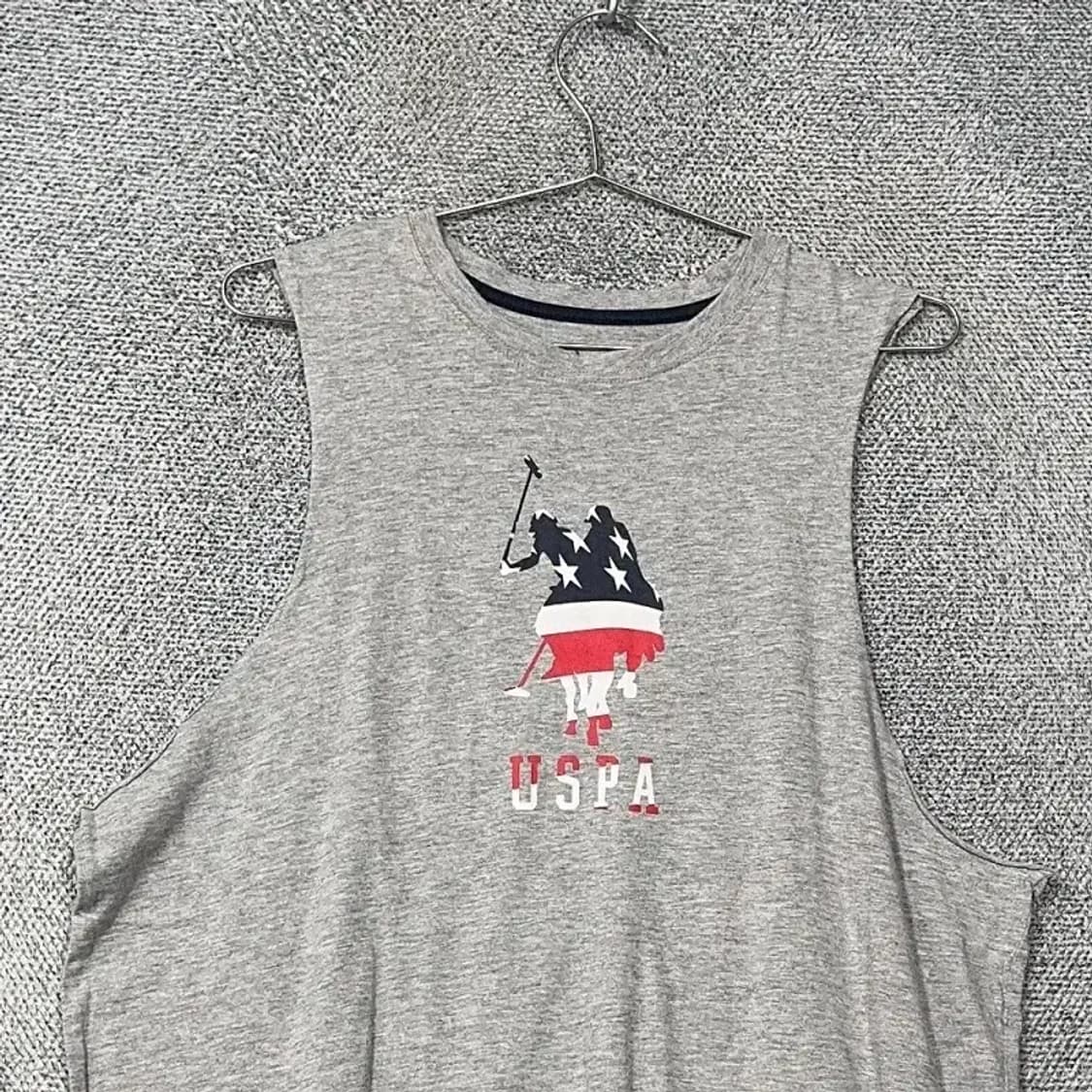 폴로아쎈 프린팅 라이트 그레이 민소매 티 L 상품이미지3