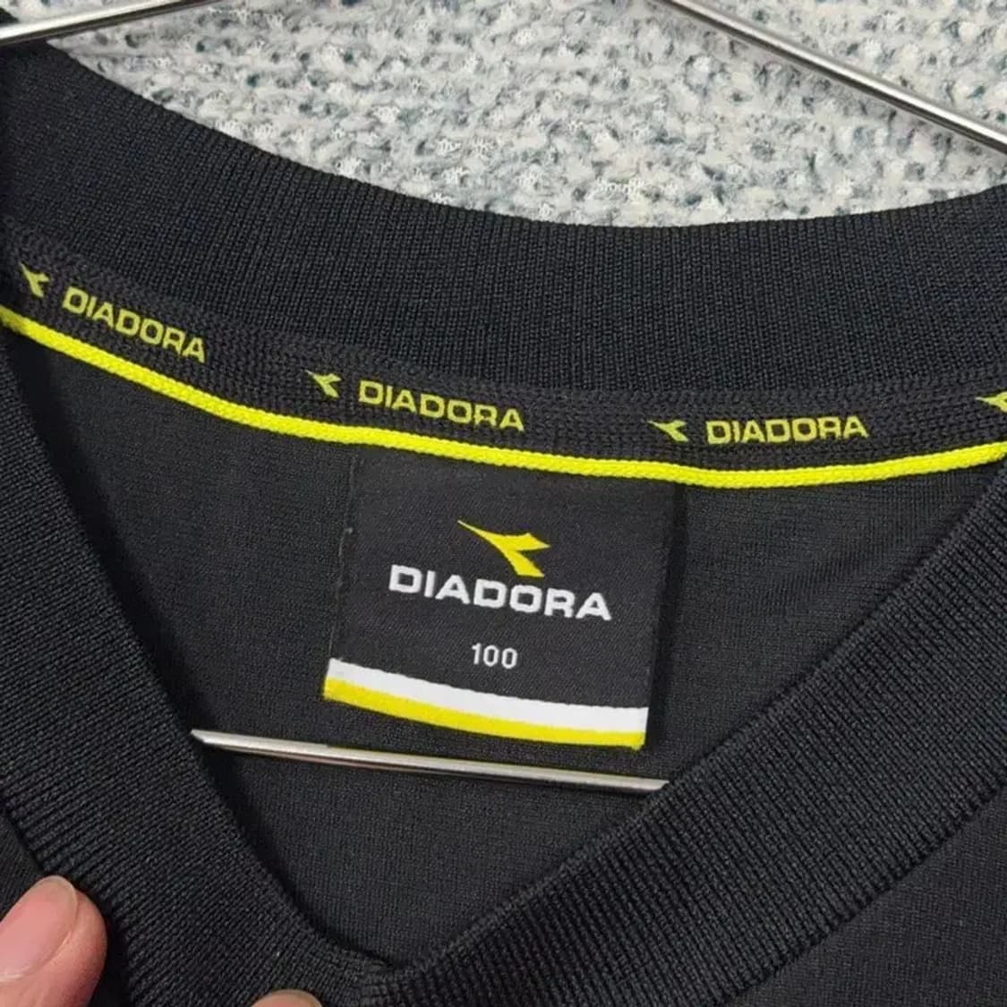 디아도라 로고 남성 운동 기능성 프린팅 블랙 반팔 티 100 상품이미지3