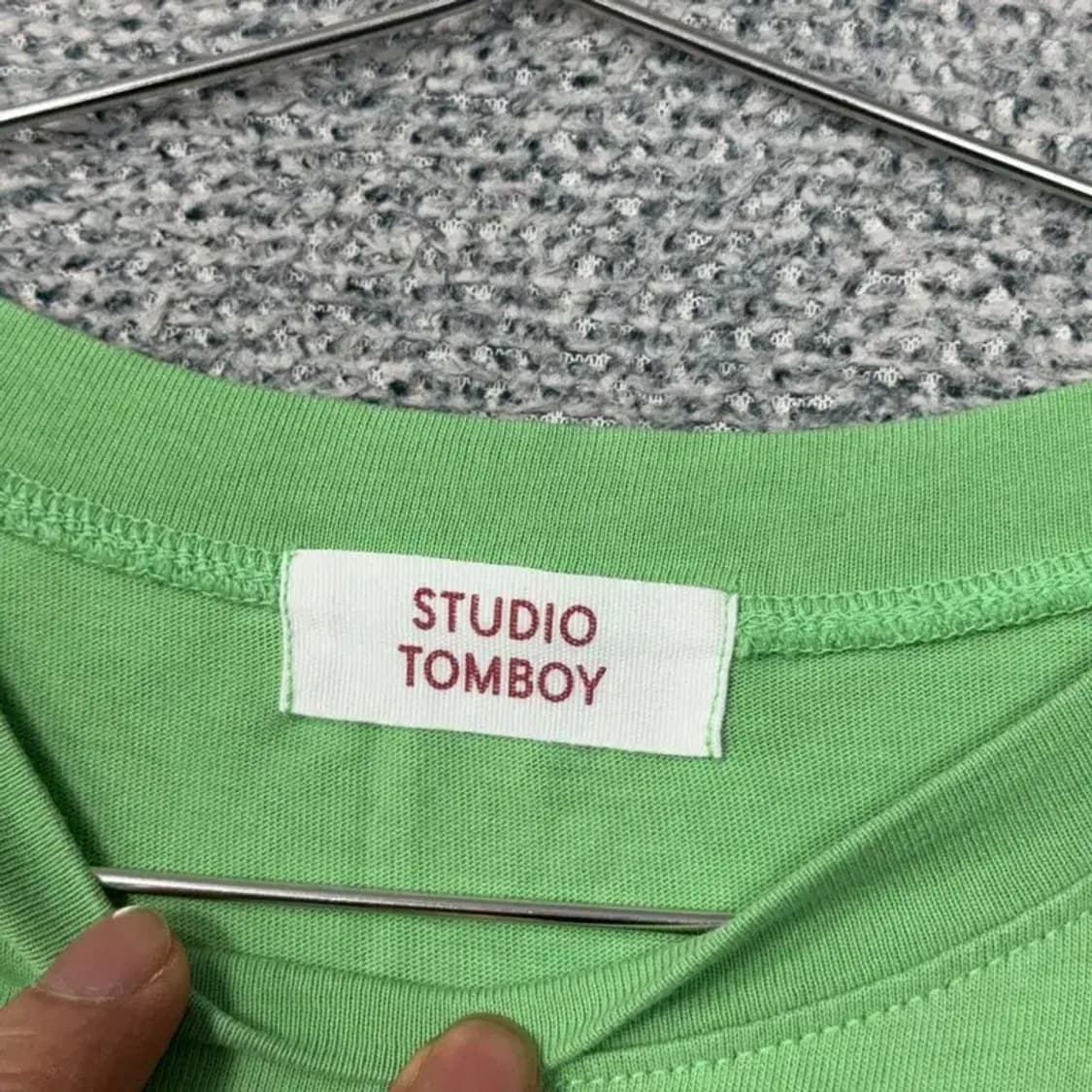 스튜디오 톰보이 프린팅 라이트 그린 반팔 티 F 상품이미지3