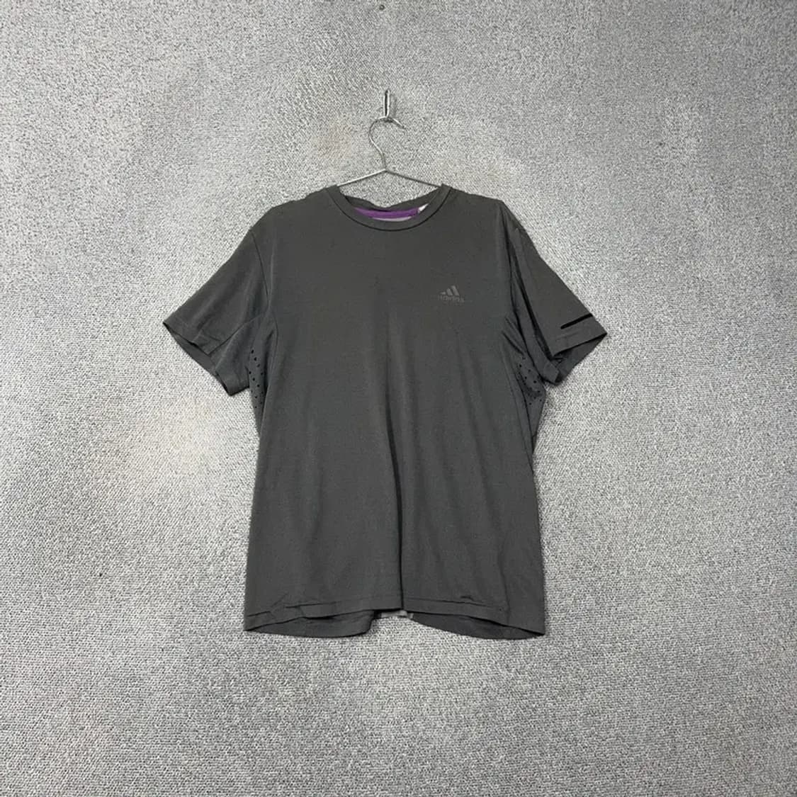 아디다스 그레이 로고 운동 기능성 반팔티 100 상품이미지1