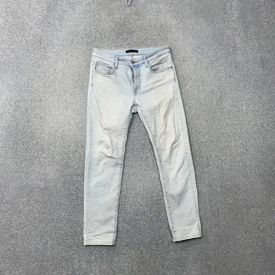 유니클로 남성 캐주얼 연청바지 31 상품이미지1