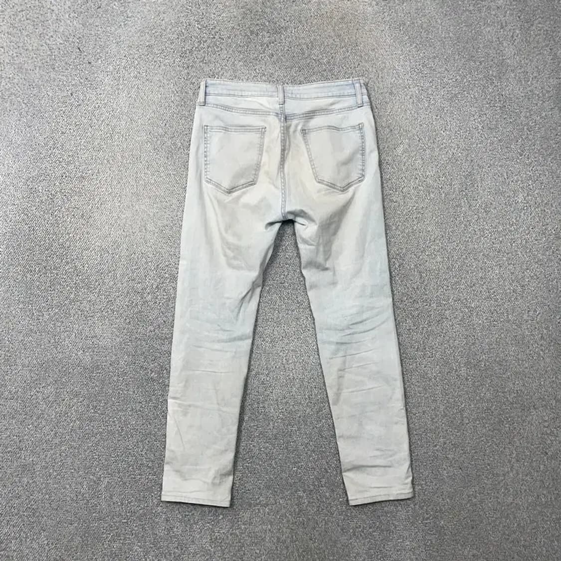 유니클로 남성 캐주얼 연청바지 31 상품이미지2