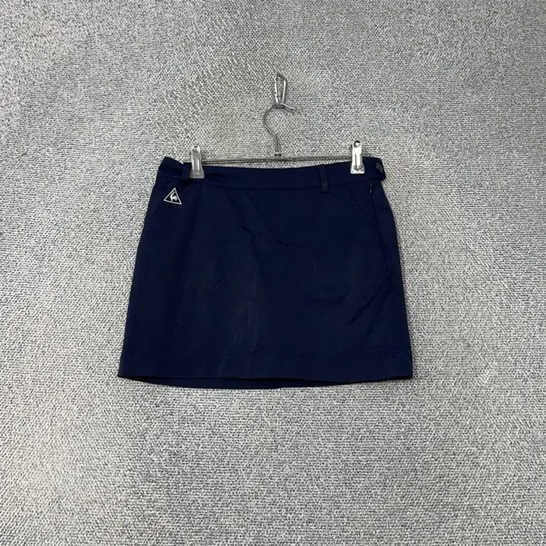 르꼬끄 스포츠 로고 여성 골프 기능성 네이비 미니스커트 64-86 상품이미지1