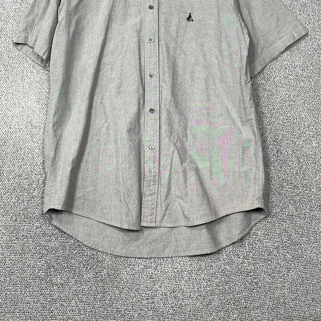 빈폴 라이트 그레이 로고 캐주얼 남성 반팔 셔츠 105 상품이미지4