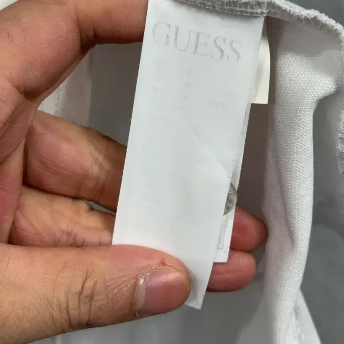 게스 올화이트 로고 남성 반팔 카라티 M 상품이미지4