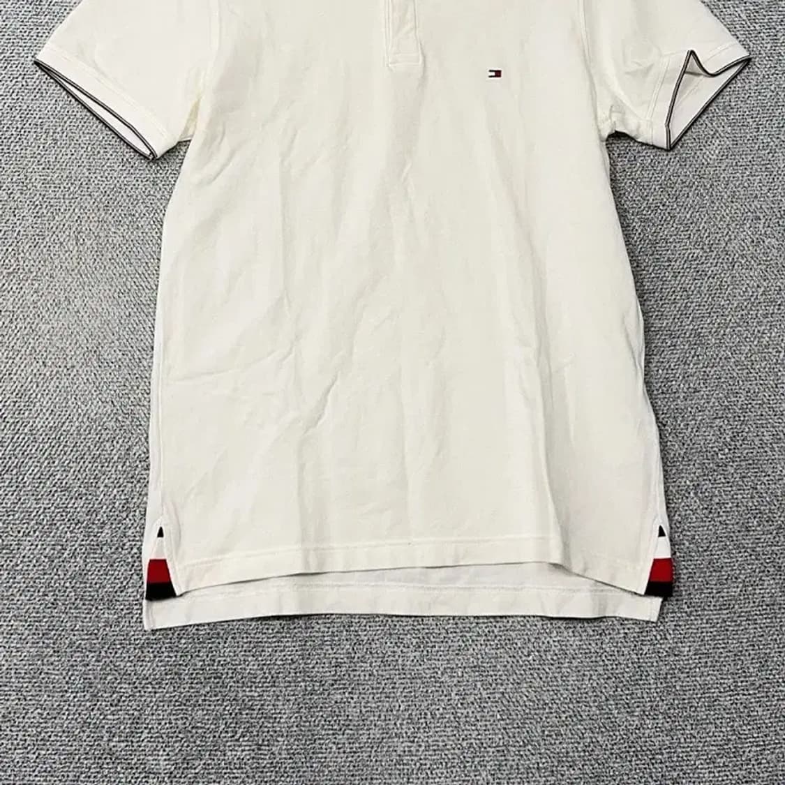 타미힐피거 화이트 로고 남성 반팔 카라티 L 상품이미지4