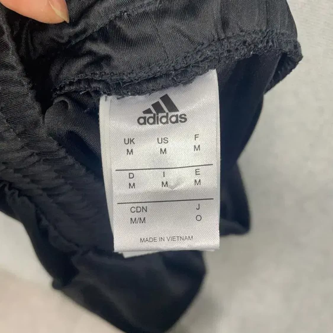 아디다스 블랙 빅로고 기능성 반바지 M 상품이미지5