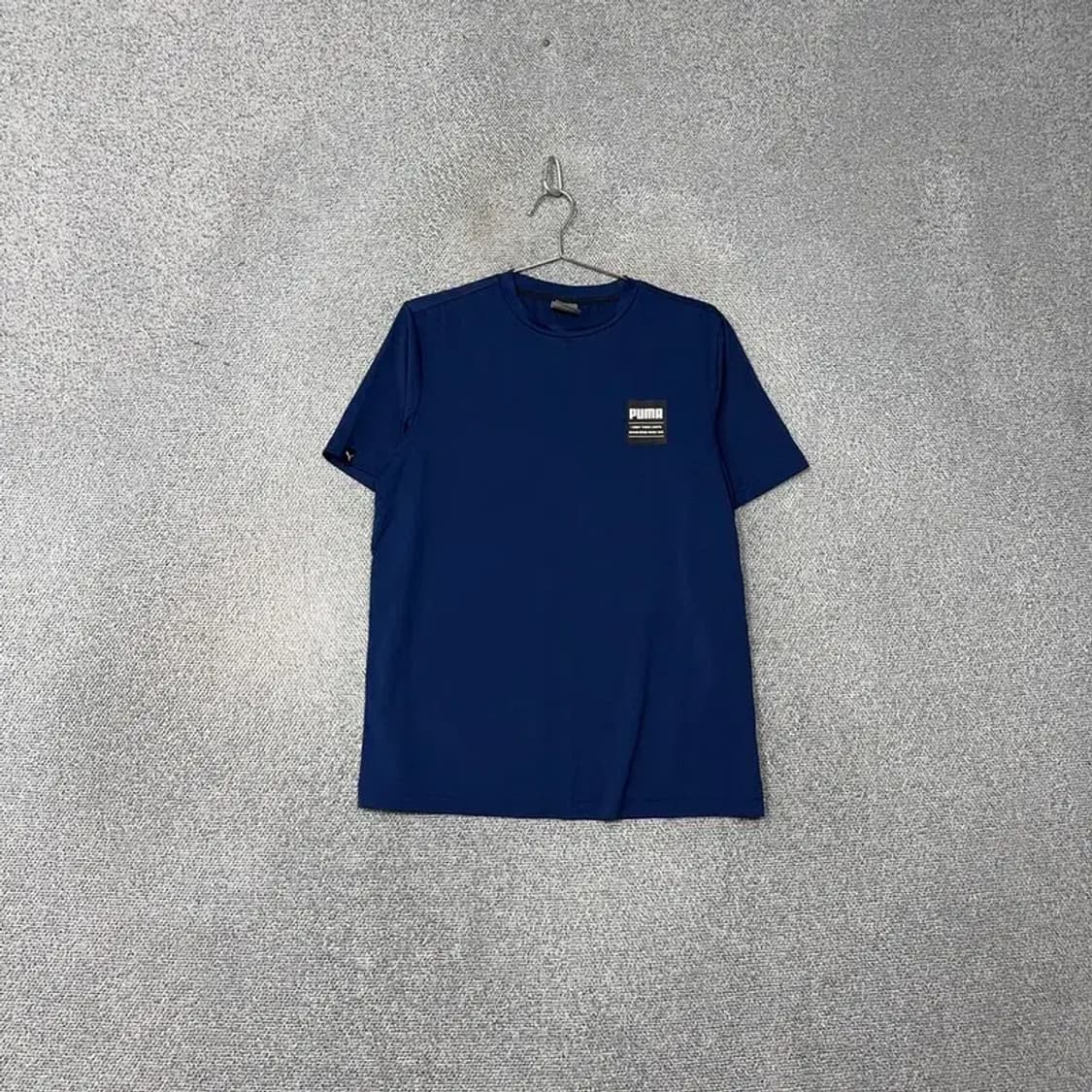 푸마 네이비 로고 운동 기능성 반팔티 L 상품이미지1
