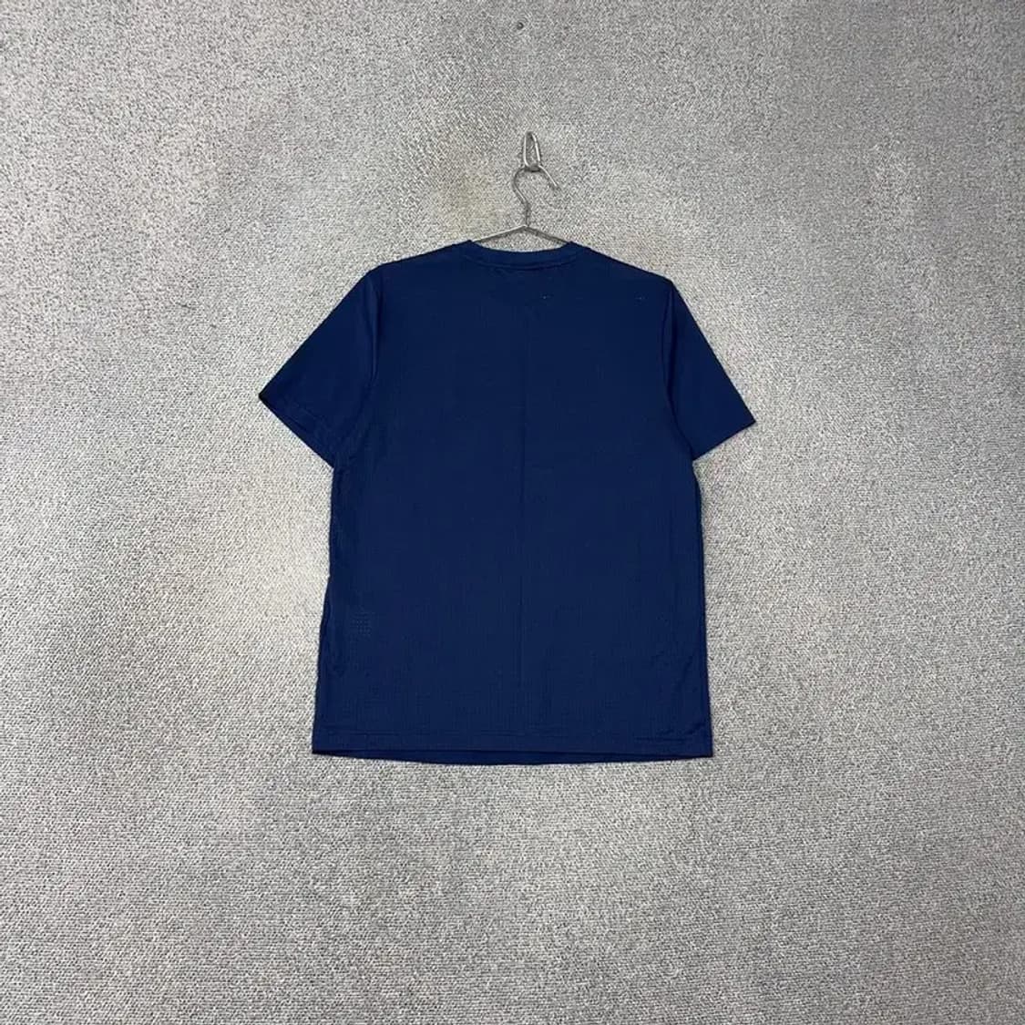 푸마 네이비 로고 운동 기능성 반팔티 L 상품이미지2