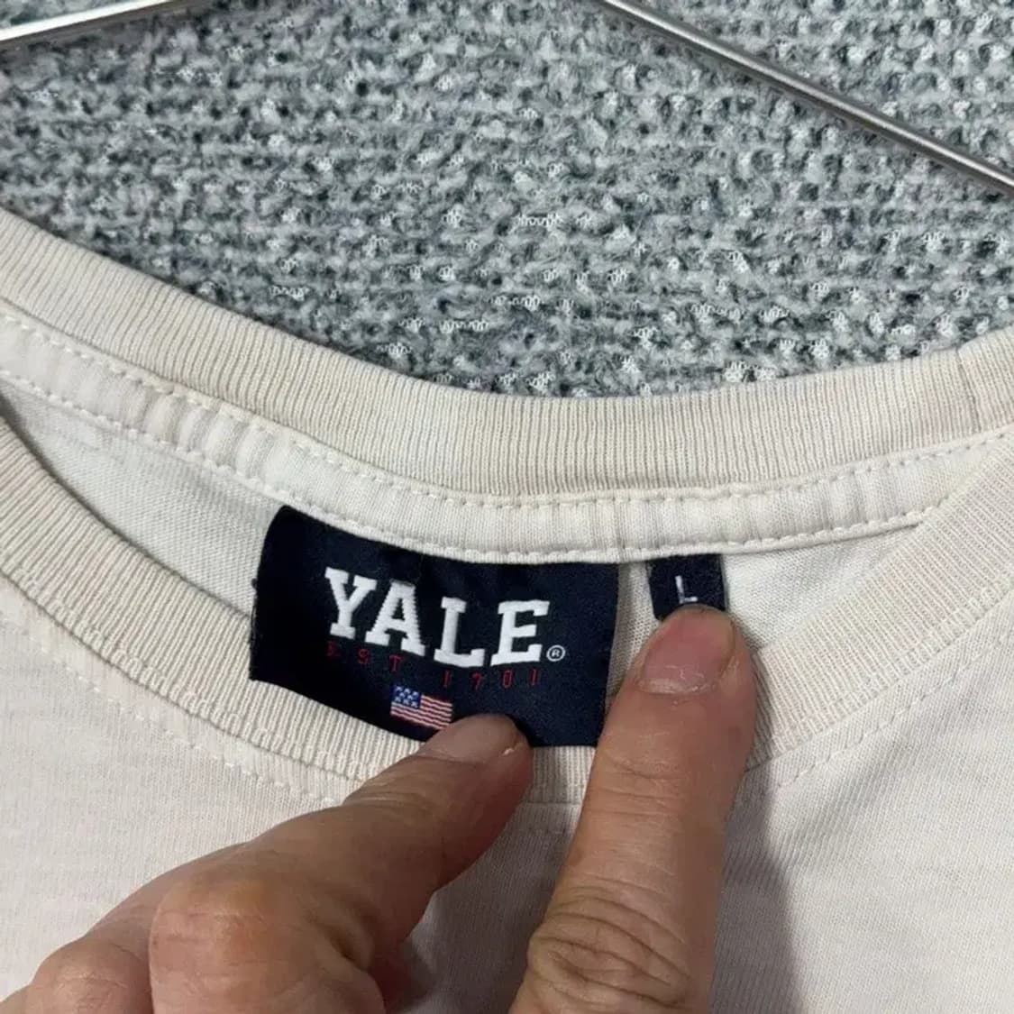예일 크림 캐주얼 로고 남성 반팔티 L 상품이미지3