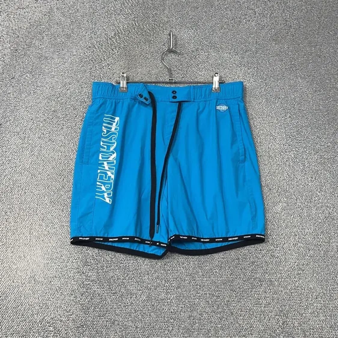 디스커버리 프린팅 블루 로고 기능성 반바지 32 상품이미지1