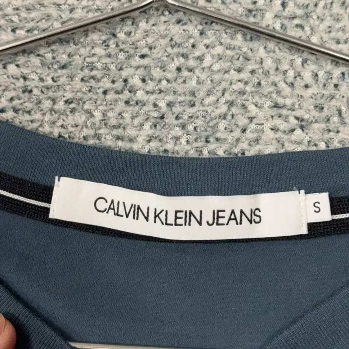 캘빈클라인 스펠 로고 프린팅 블루 반팔 티 S 상품이미지5