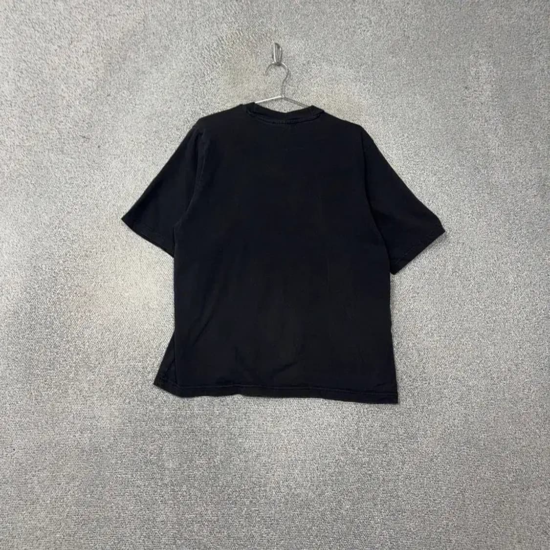 아디다스 불꽃 로고 프린팅 블랙 반팔티 XL 상품이미지2