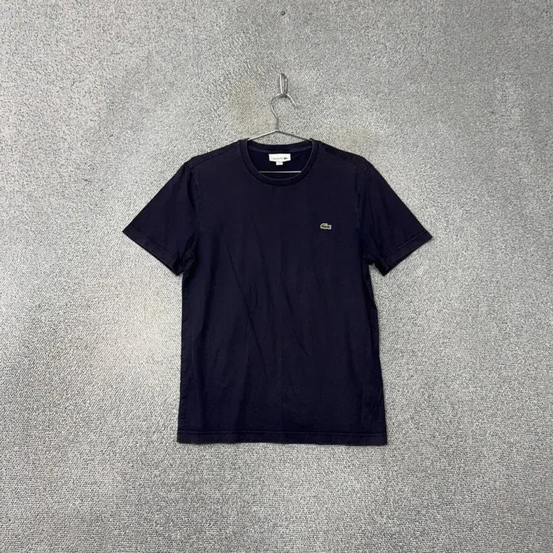 라코스테 네이비 로고 남성 캐주얼 반팔티 95 상품이미지1