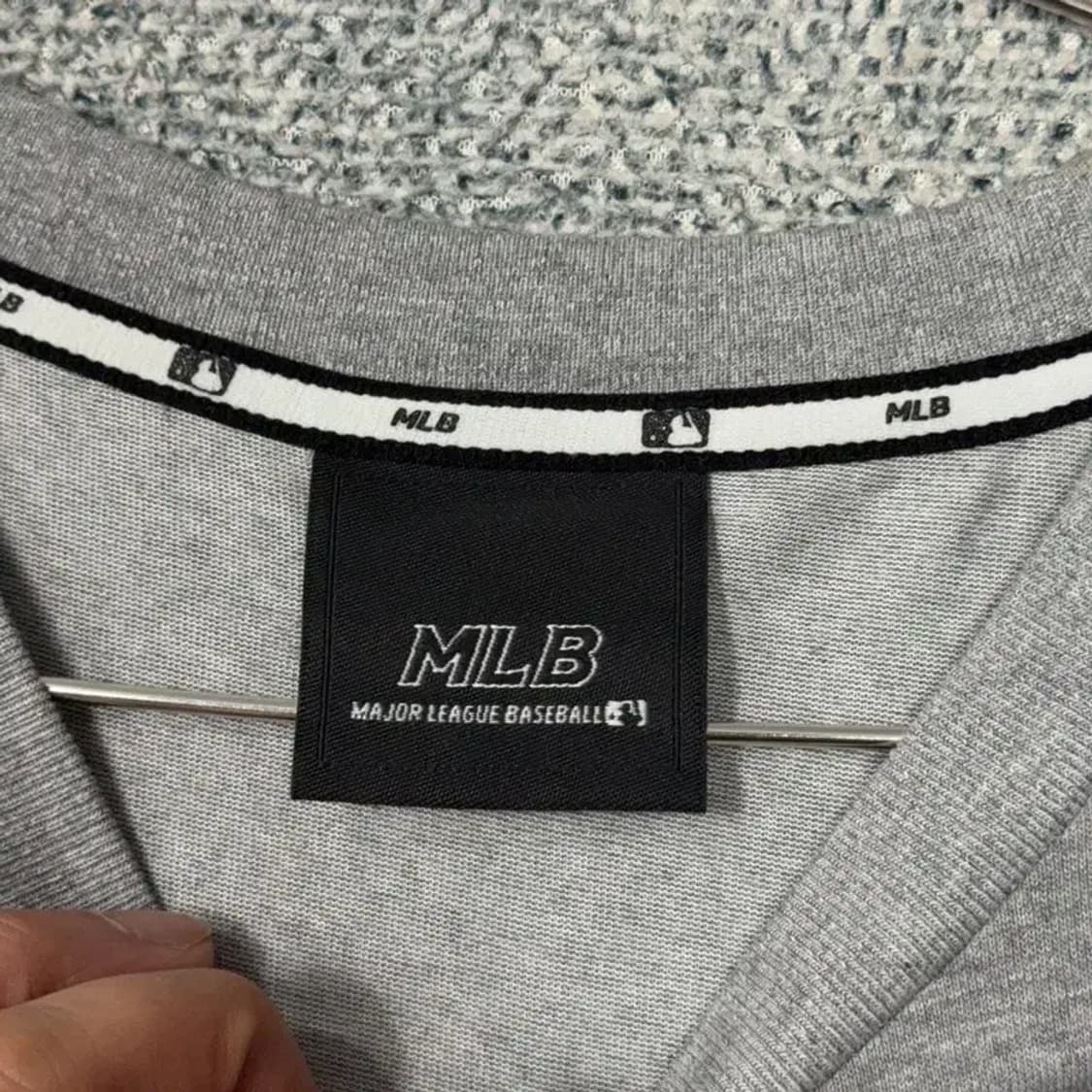 MLB 뉴욕양키즈 로고 남성 그레이 반팔티 105 상품이미지5