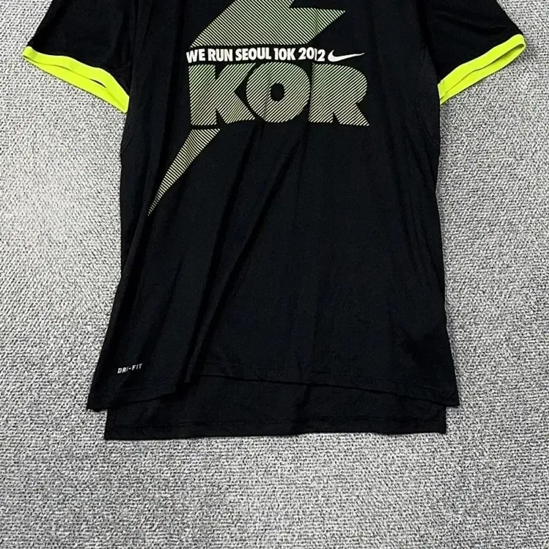 나이키 드라이핏 코리아 프린팅 기능성 반팔티 M 상품이미지4