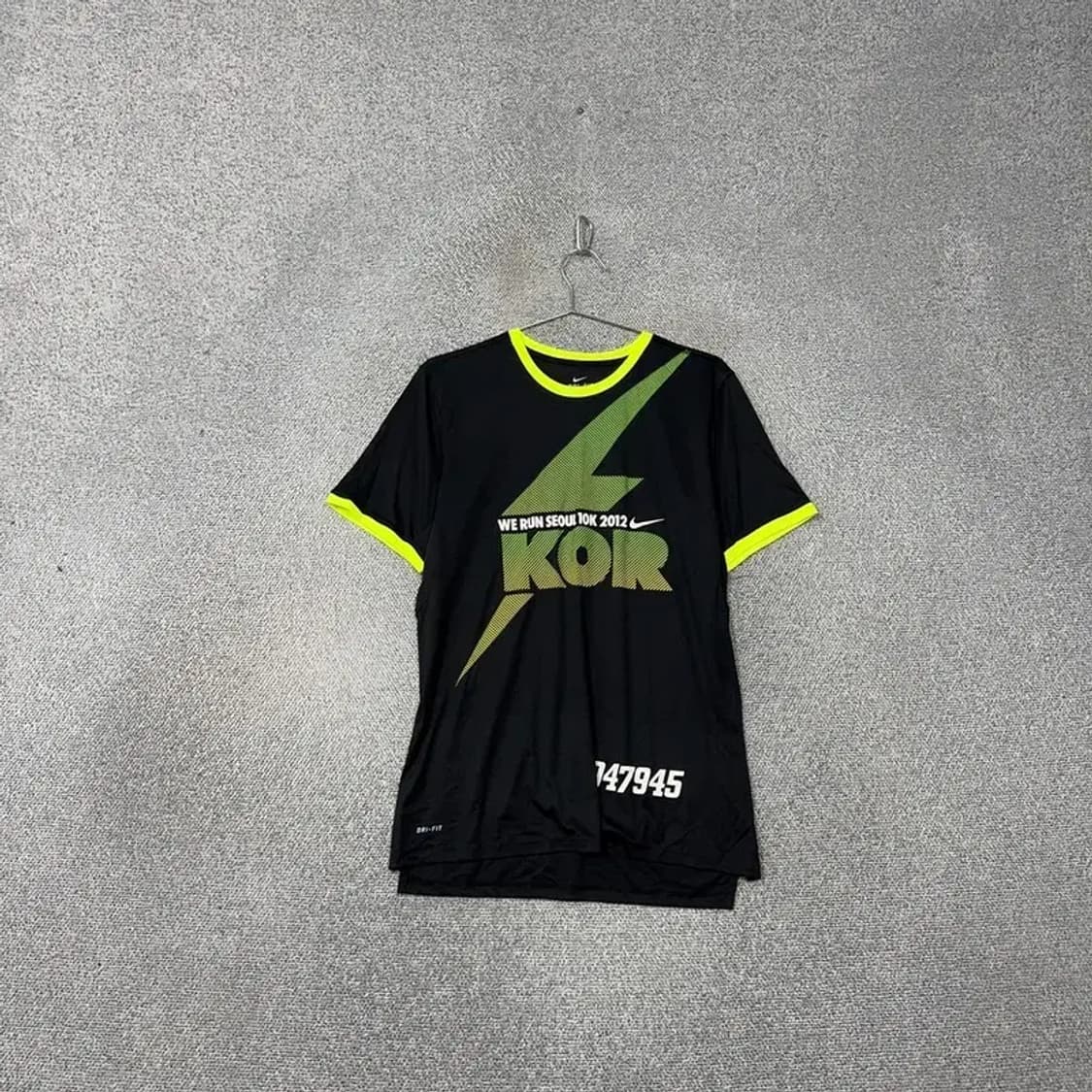 나이키 러닝 드라이핏 로고 프린팅 기능성 운동 반팔티 M 상품이미지1
