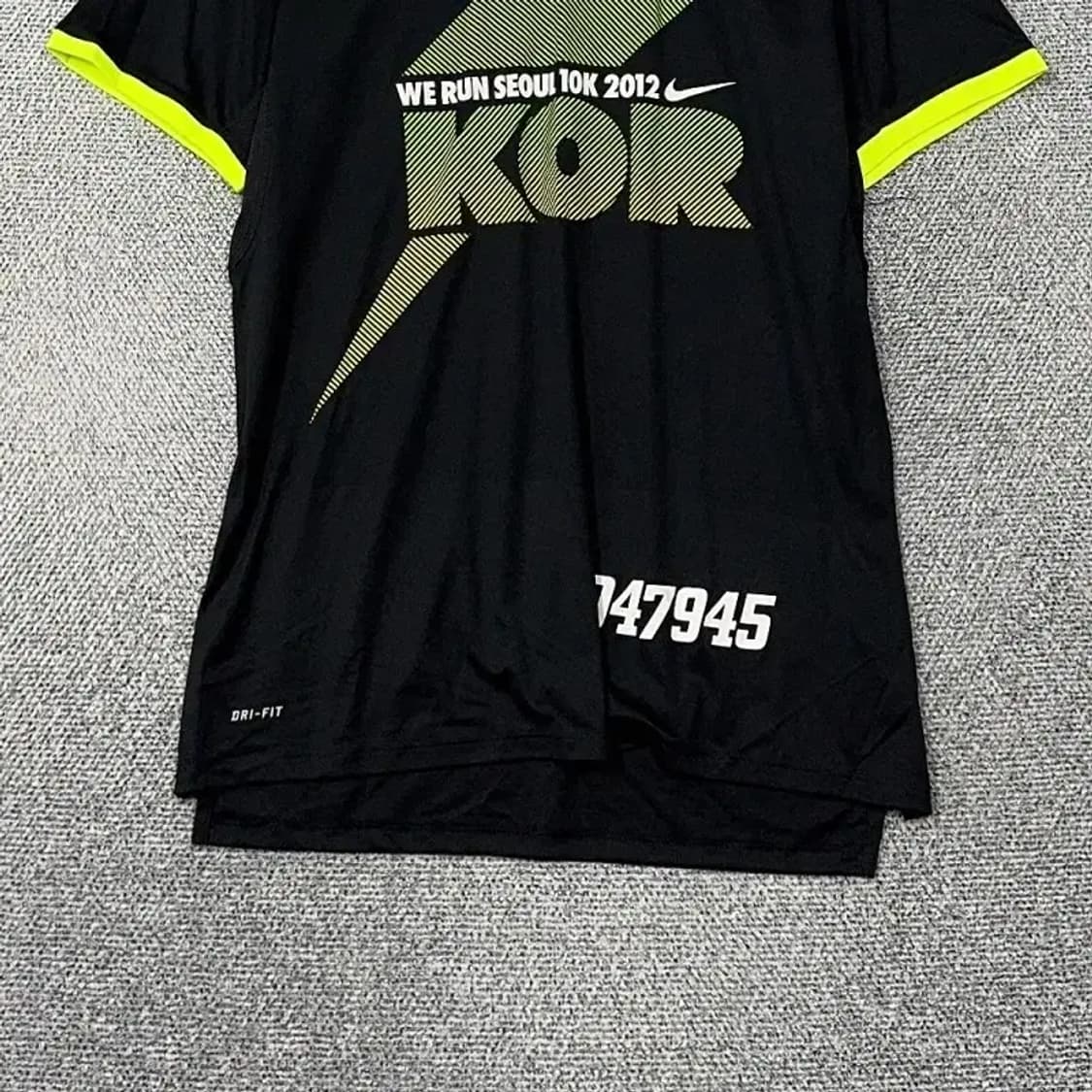 나이키 러닝 드라이핏 로고 프린팅 기능성 운동 반팔티 M 상품이미지4