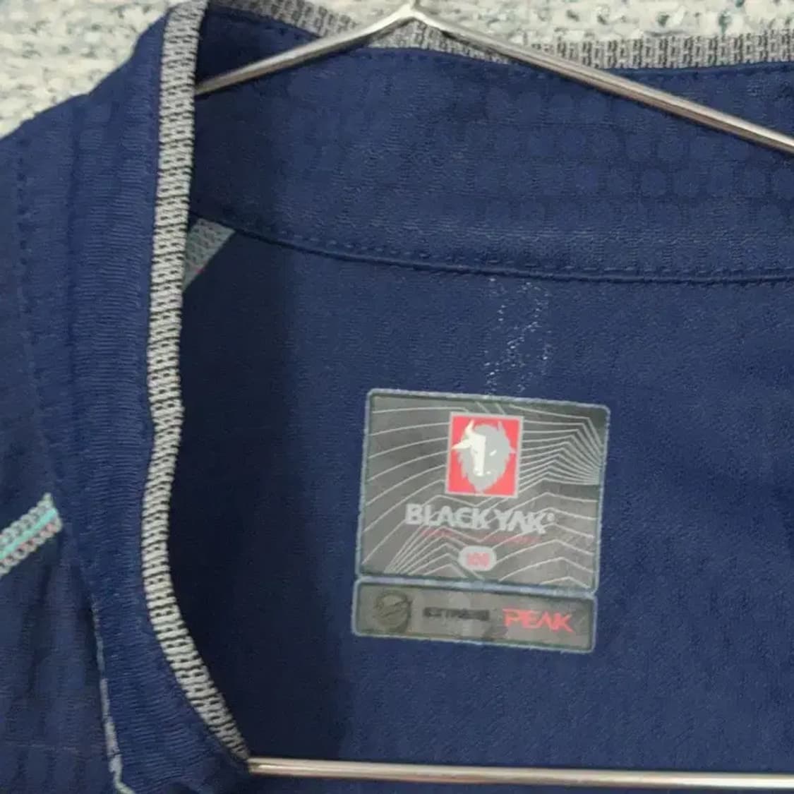 블랙야크 네이비 로고 등산 여성 기능성 반집업 반팔티 100 상품이미지3