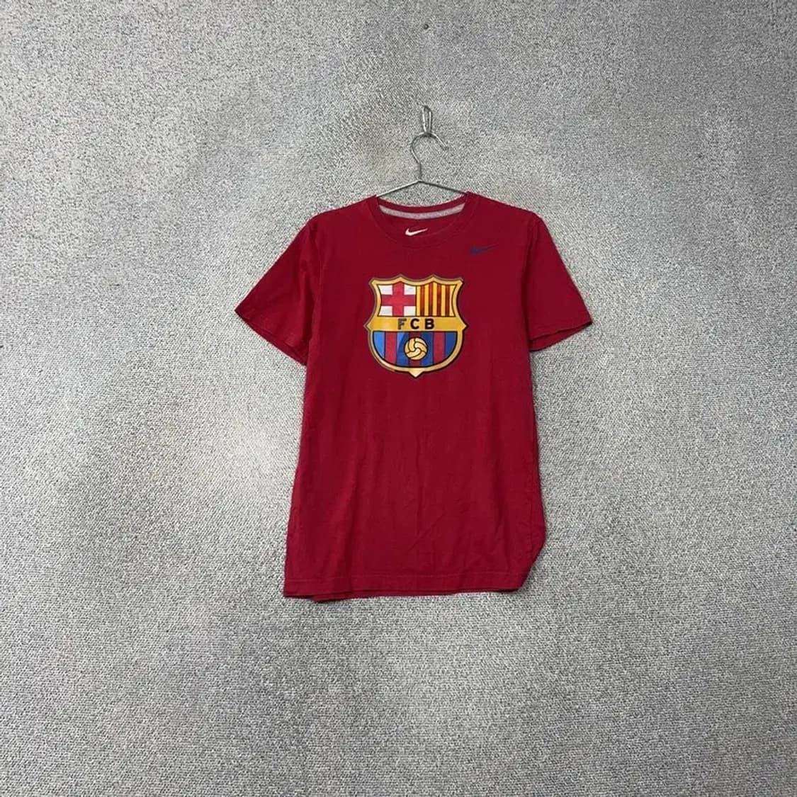 나이키 바르셀로나 프린팅 반팔티 L 상품이미지1