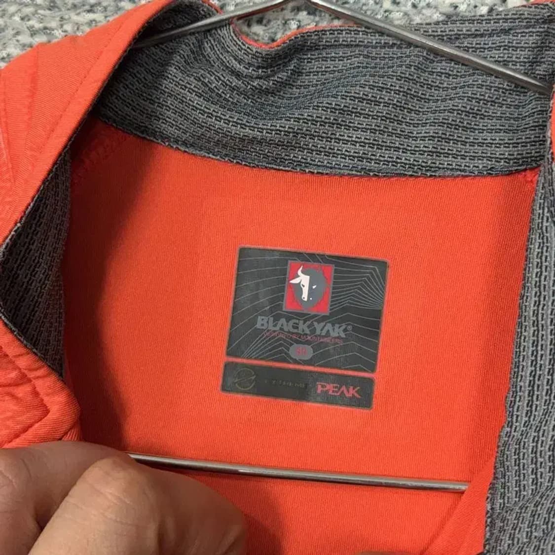 블랙야크 오렌지 로고 등산 기능성 반집업 반팔티 90 상품이미지3