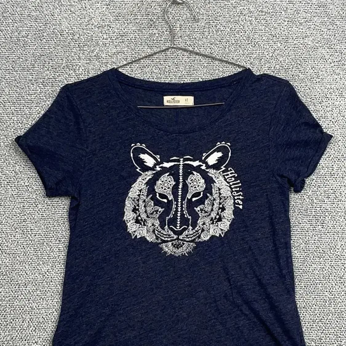 홀리스터 타이거 자수 숏 네이비 반팔 티 XS 상품이미지3