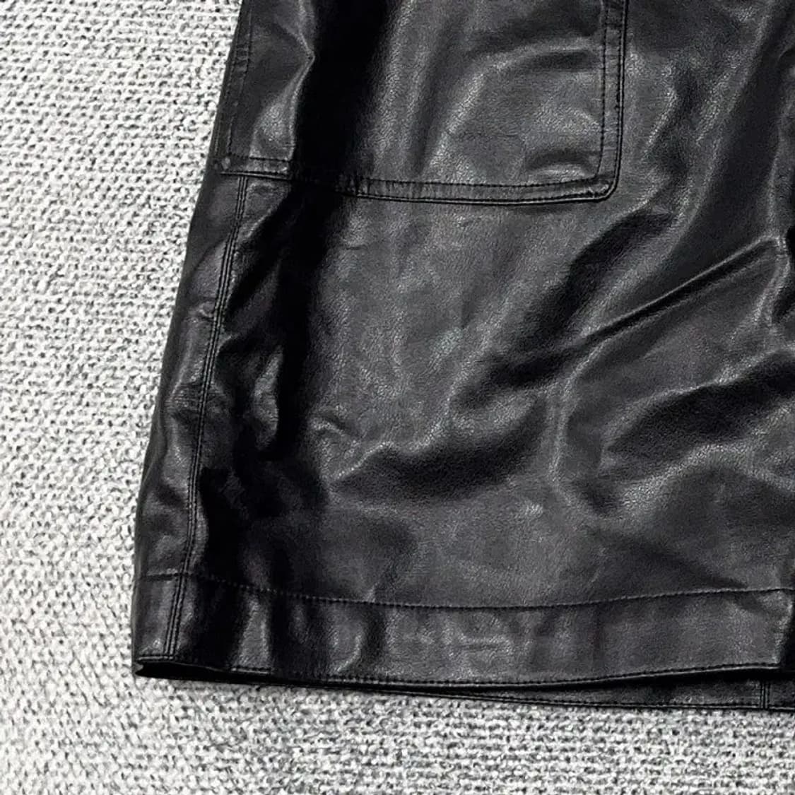 에잇세컨즈 여성 레더 블랙 미니스커트 L 상품이미지4