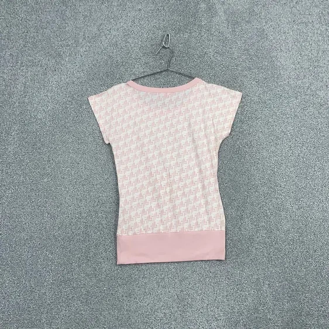 푸마 빈티지 Y2K 라이트 핑크 반팔 티 S 상품이미지2