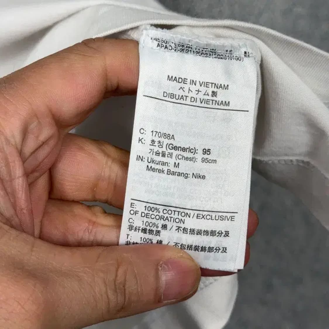 나이키 화이트 로고 캐주얼 반팔 티 M 상품이미지6