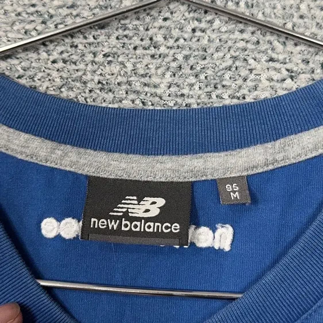 뉴발란스 블루 로고 기능성 반팔 티 M 상품이미지3