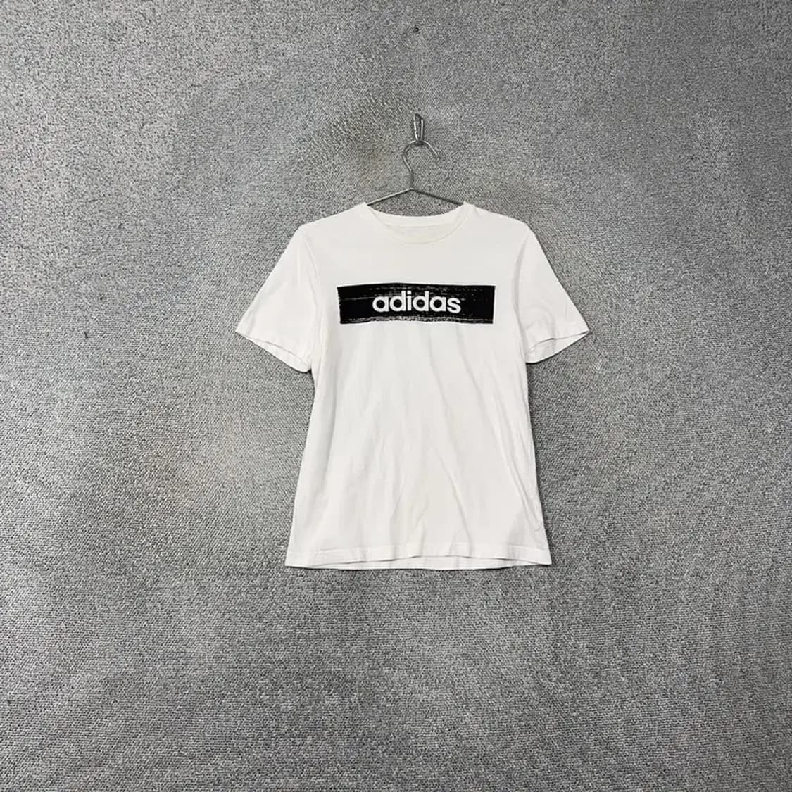 아디다스 프린팅 화이트 반팔 티 M 상품이미지1
