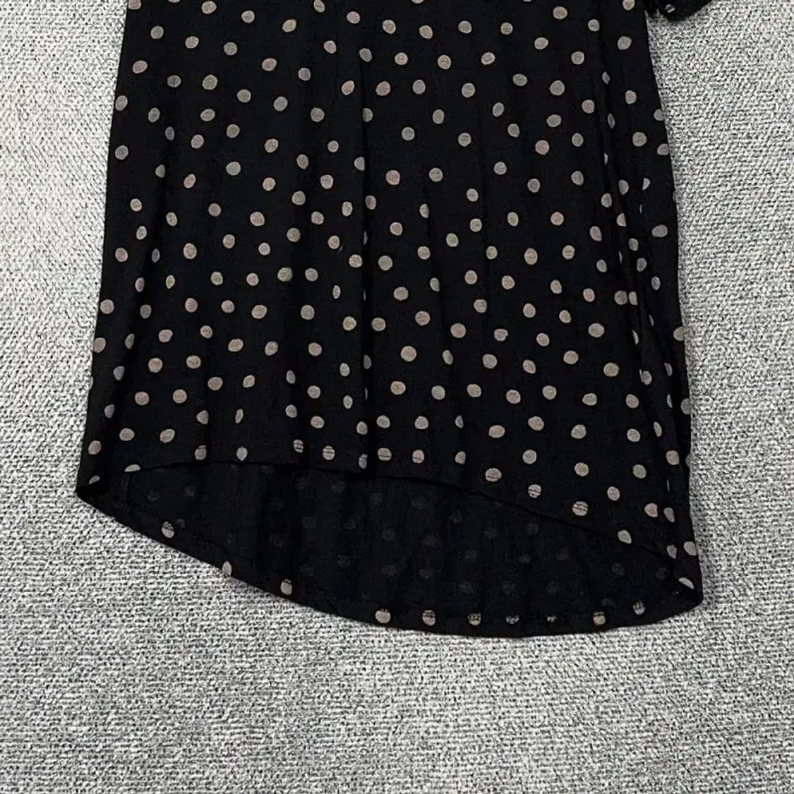 자라 도트 패턴 블랙 반팔티 M 상품이미지4