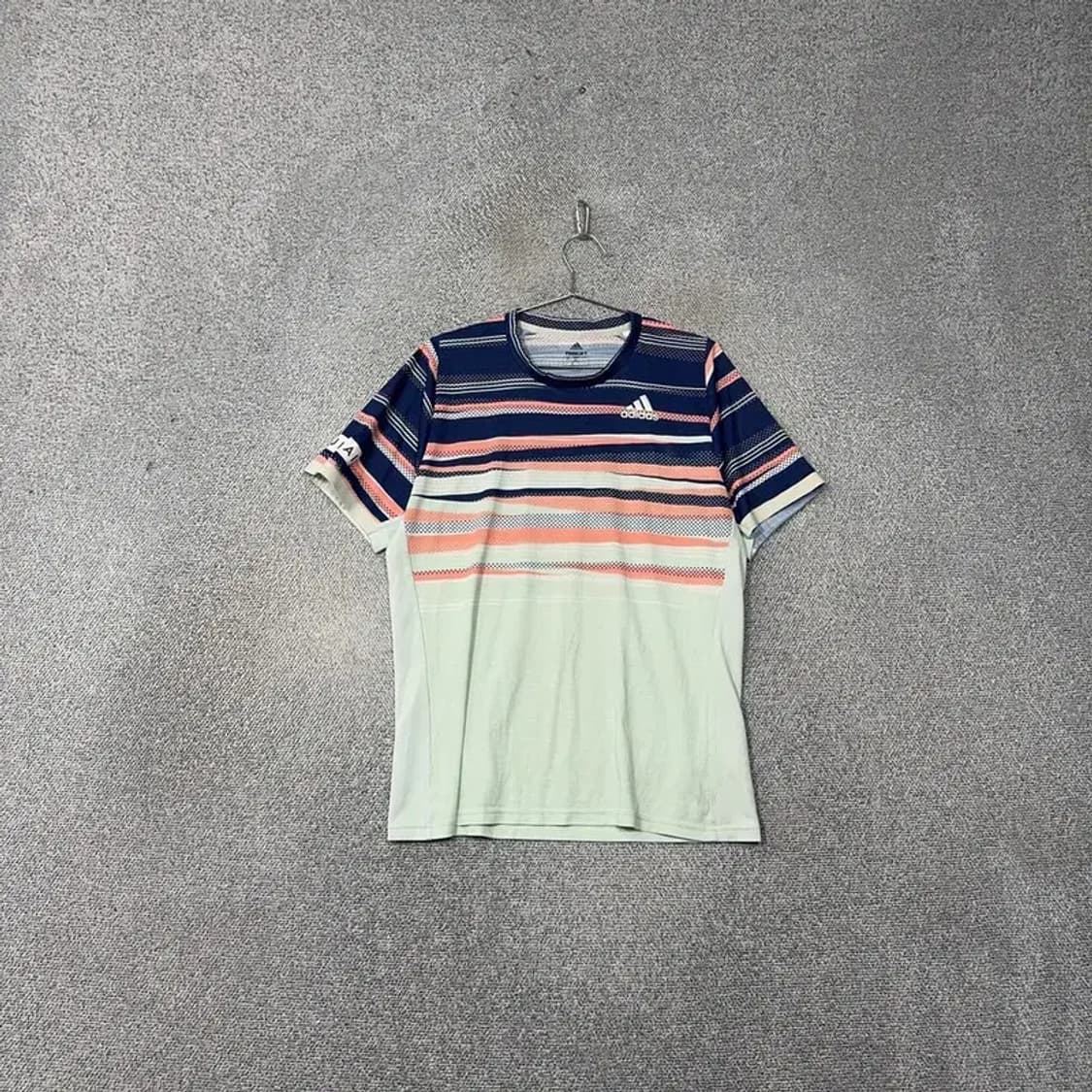 아디다스 로고 기능성 운동 반팔티 XL 상품이미지1