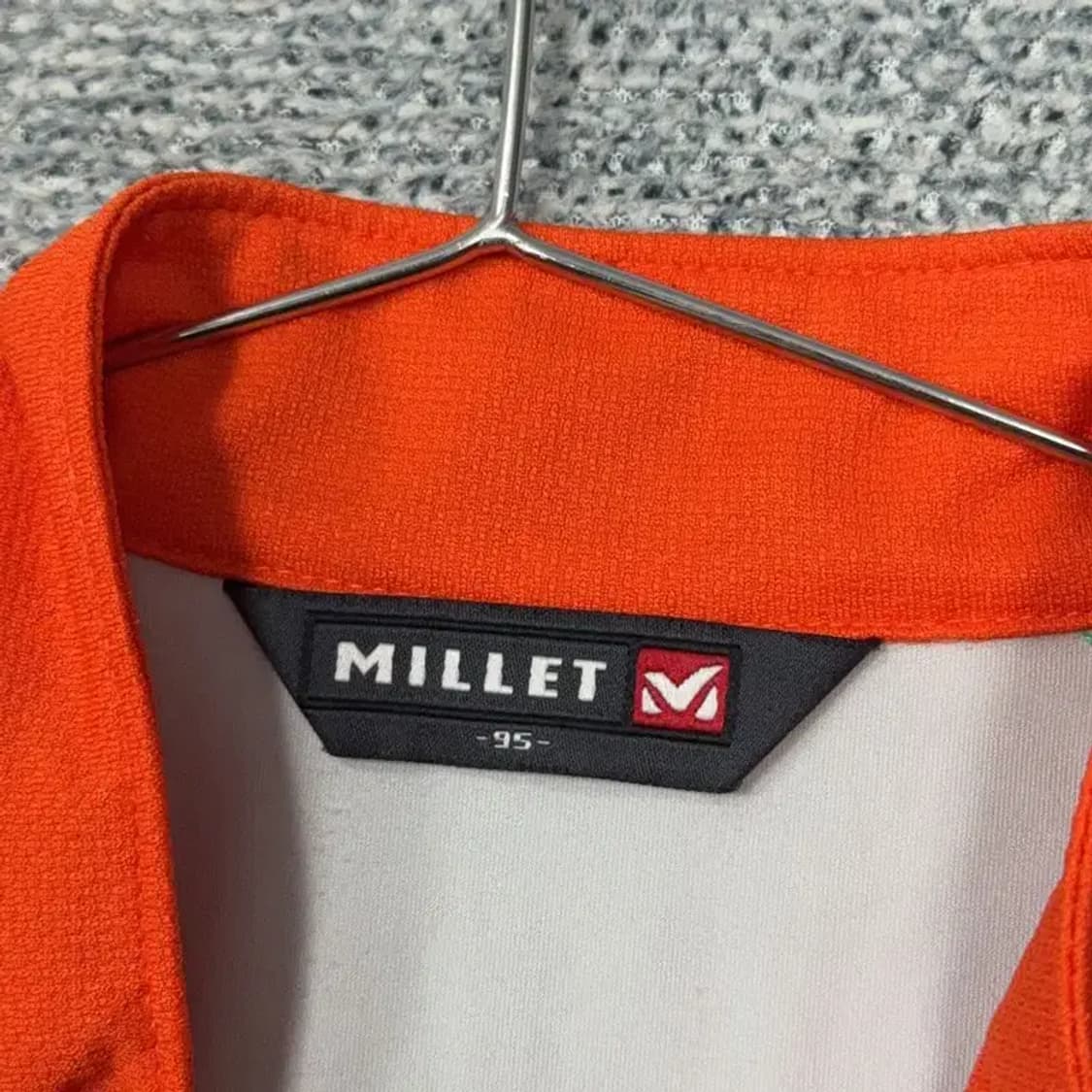 밀레 오렌지 로고 기능성 반집업 반팔티 M 상품이미지3