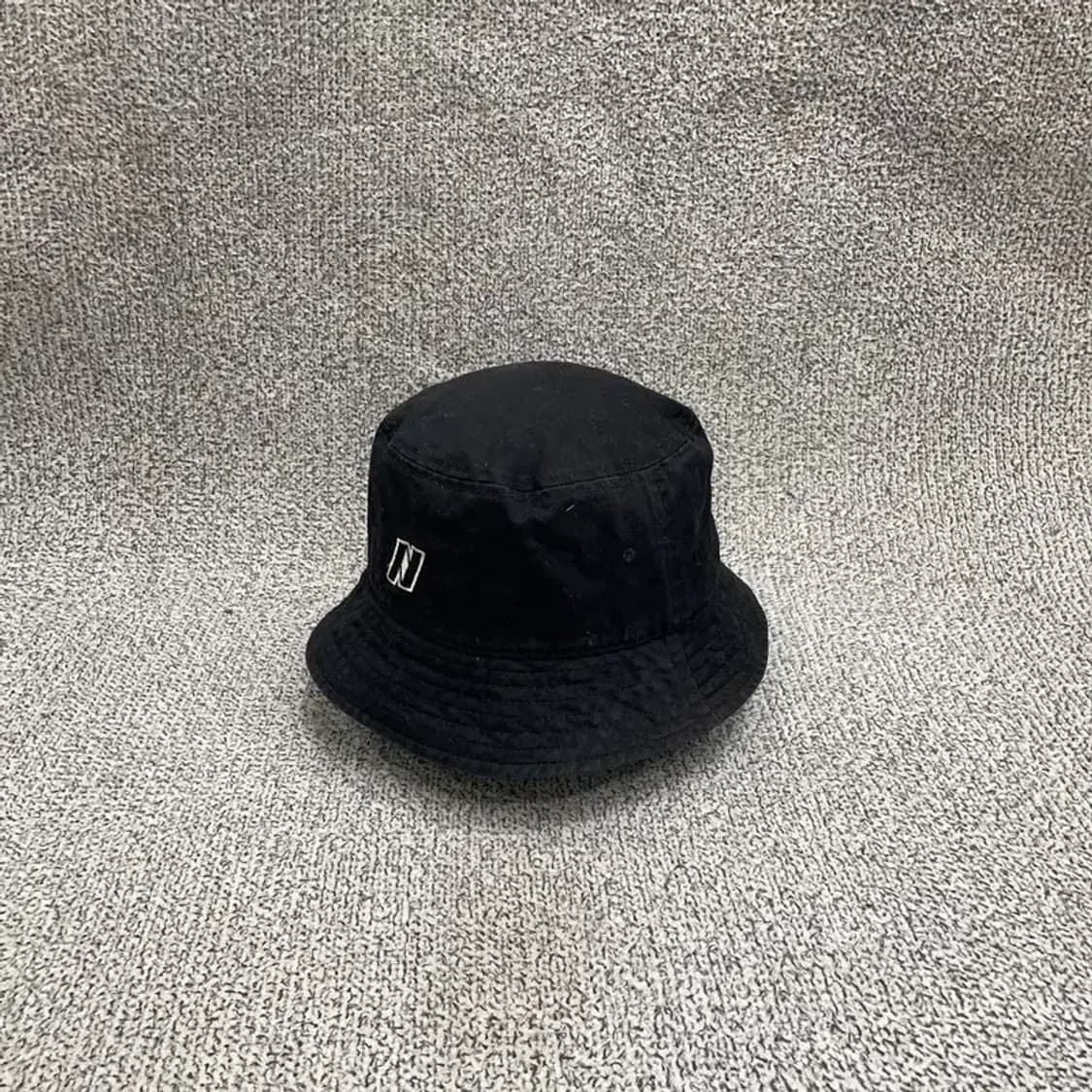 널디 캐주얼 블랙 버킷 햇 S 상품이미지3