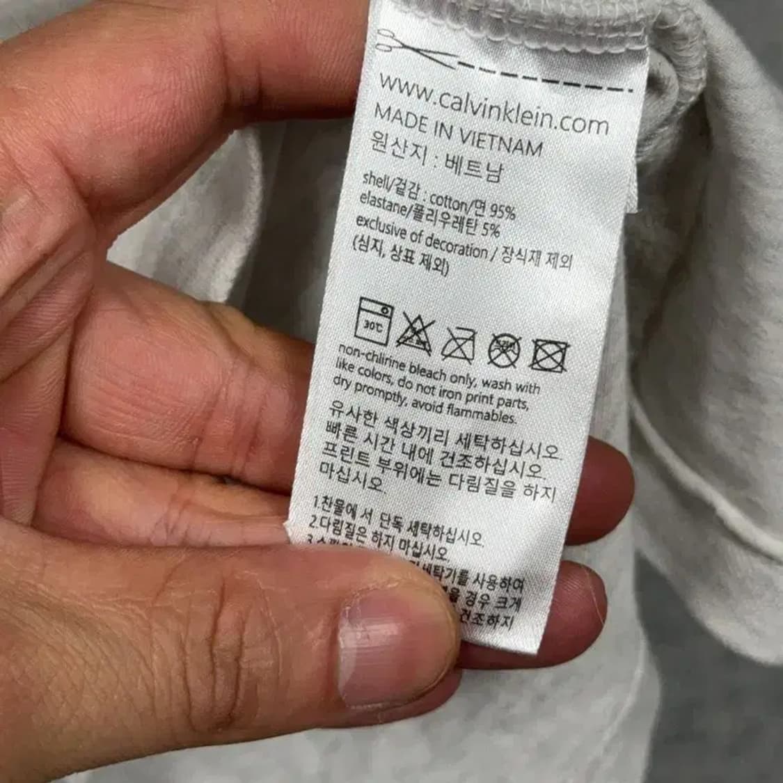 캘빈클라인 라이트 그레이 로고 여성 반팔 카라티 L 상품이미지4