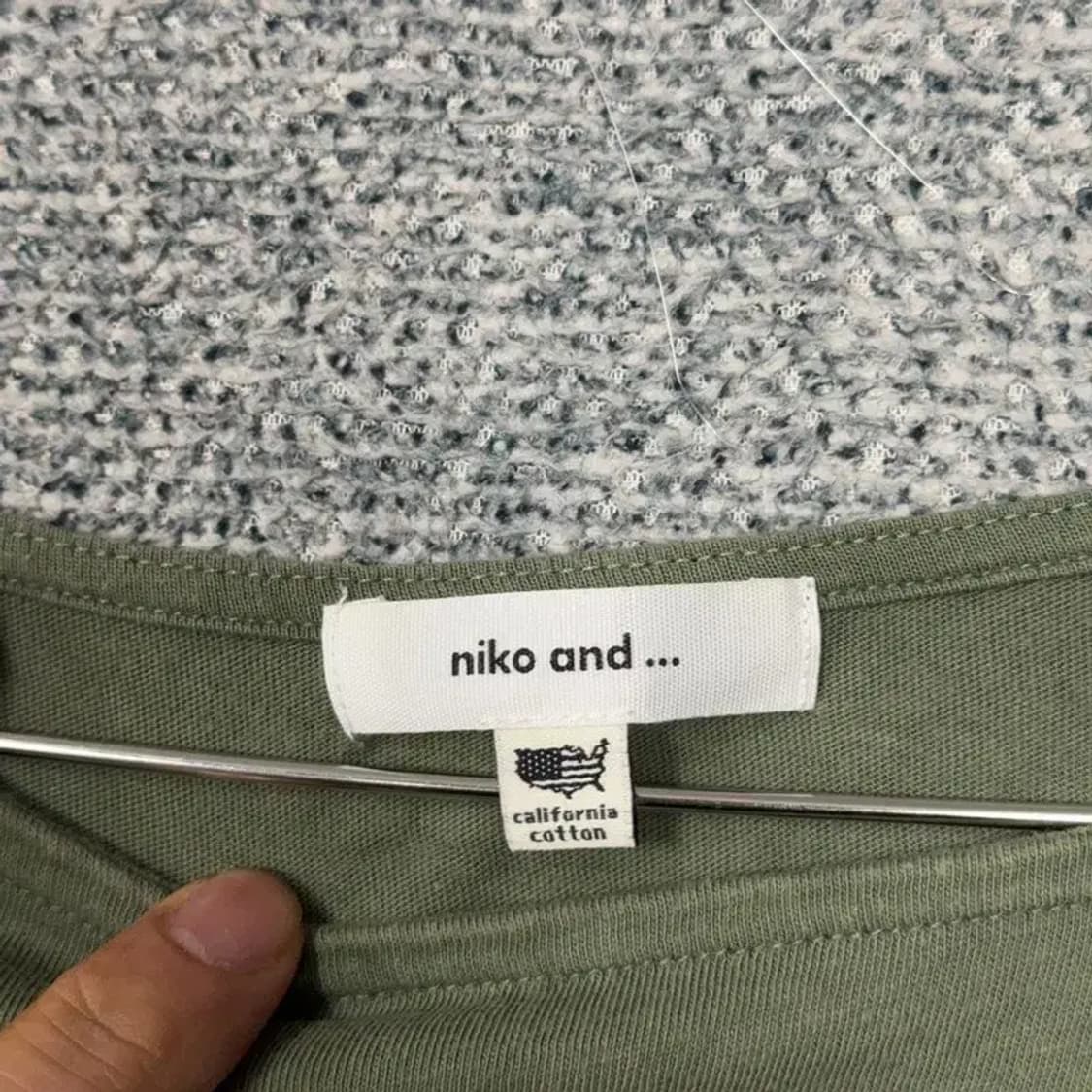 니코앤드 카키 오버핏 빈티지 반팔티 FREE 상품이미지3