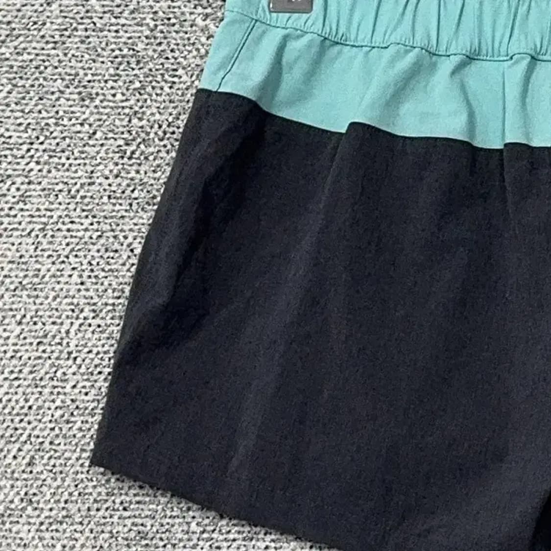 디스커버리 기능성 로고 숏팬츠 26 상품이미지5