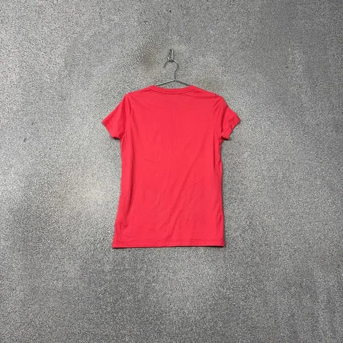 라코스테 여성 포켓 로고 코랄 반팔 티 95 상품이미지2