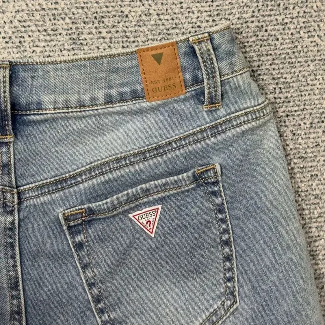 게스 라이트 블루 데님 반바지 67(27) 상품이미지4