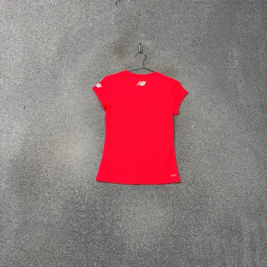 뉴발란스 러닝 기능성 프린팅 레드 반팔 티 S 상품이미지2