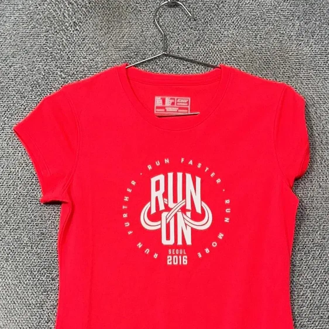뉴발란스 러닝 기능성 프린팅 레드 반팔 티 S 상품이미지3