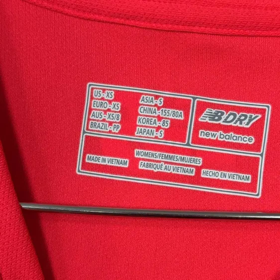뉴발란스 러닝 기능성 프린팅 레드 반팔 티 S 상품이미지5