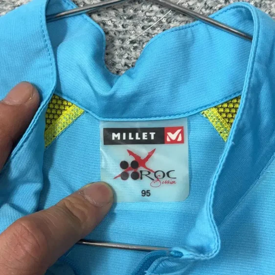 밀레 라이트 블루 여성 등산 기능성 반집업 반팔 티 95 상품이미지3