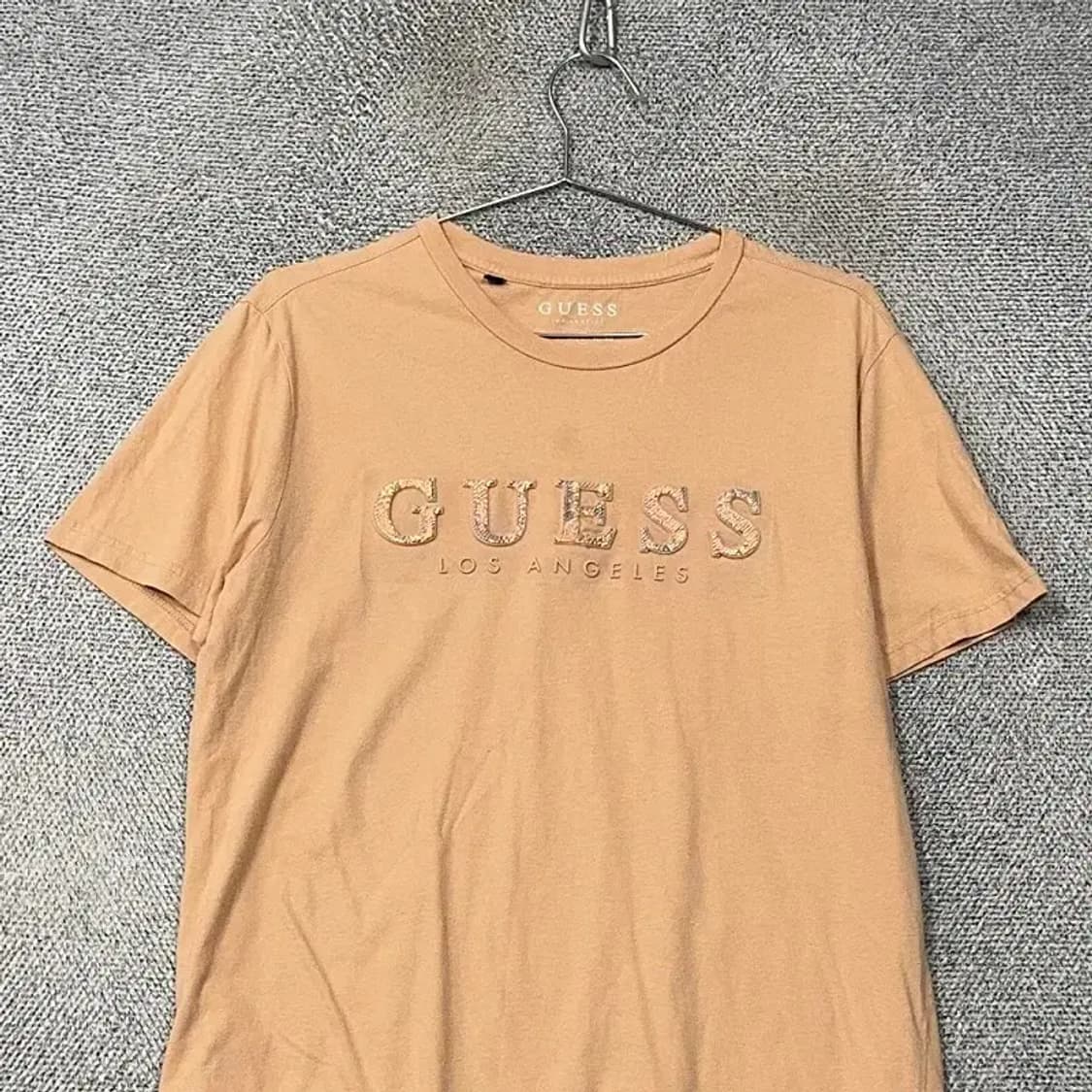 게스 로고 프린팅 베이지 반팔 티 L 상품이미지3