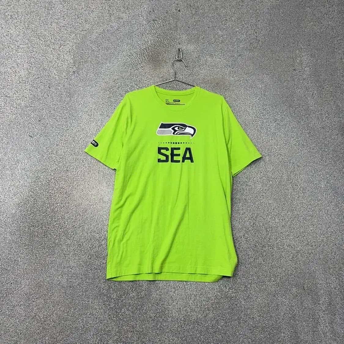 언더아머 프린팅 라이트 그린 반팔 티 MD/M 상품이미지1